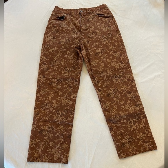 Lauren Ralph Lauren Pants - LAUREN RALPH LAUREN Women’s Straight Leg, Floral Print Pants, Size 12.